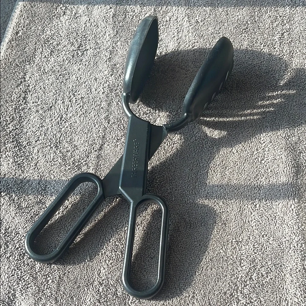 Farberware Black Kitchen Tongs